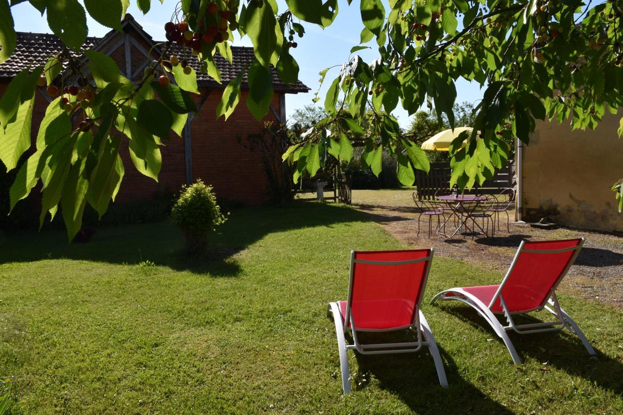 Du Vert & Du Bon Air - Linge Maison Inclus - Parking Prive Gratuit - Centre Ville Bergerac 10Mn - Domaine Bellevue Cottage En Perigord Lembras Exteriér fotografie